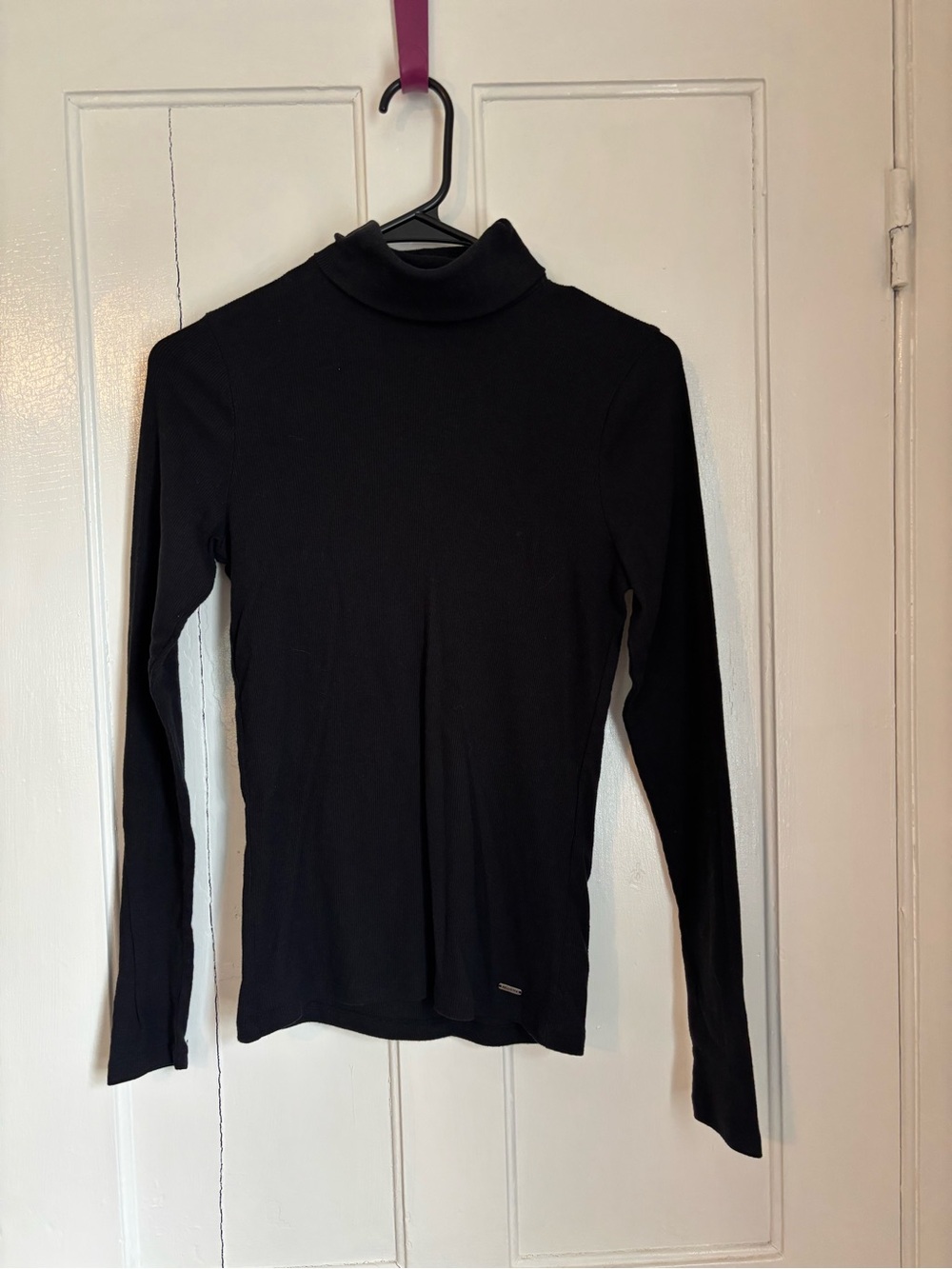 Hollister Black Long-Sleeve Turtleneck Top
